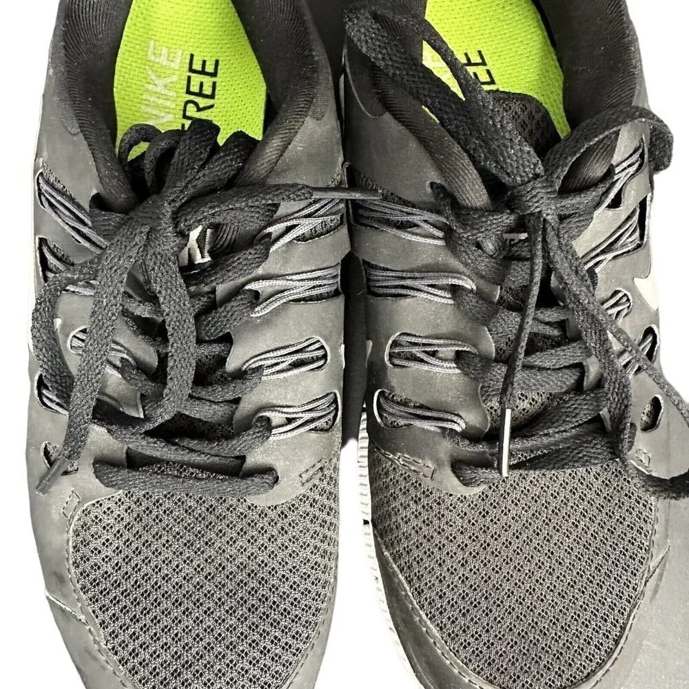 Nike Free Run 5.0 Running Shows Women 6.5 Black Grey White Sneakers - Picture 4 of 11